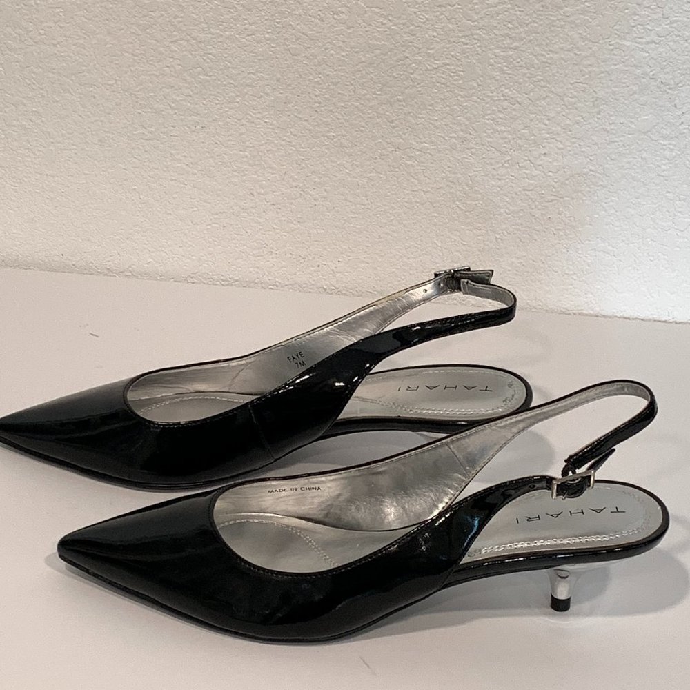 Tahari Black Patent Leather Slingback Kitten Heels